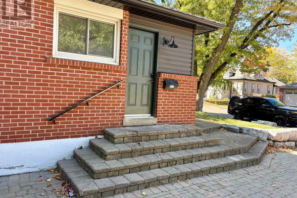 Lower - 292 Woodward Avenue, Milton, ON, photo 3