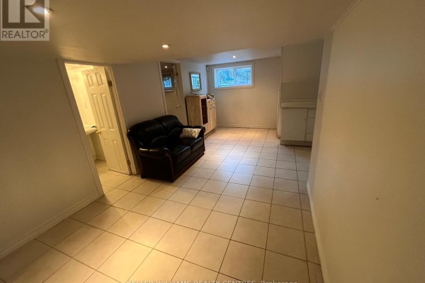 Bedroom 2 - Lower - 30 Glen Everest Road, Toronto, ON M1N1J3 Photo 5