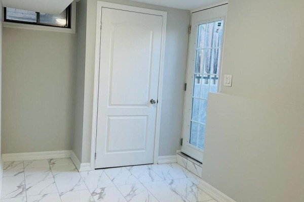 Lower - 314 Harrowsmith Drive, Mississauga, ON L5R1P7 Photo 2