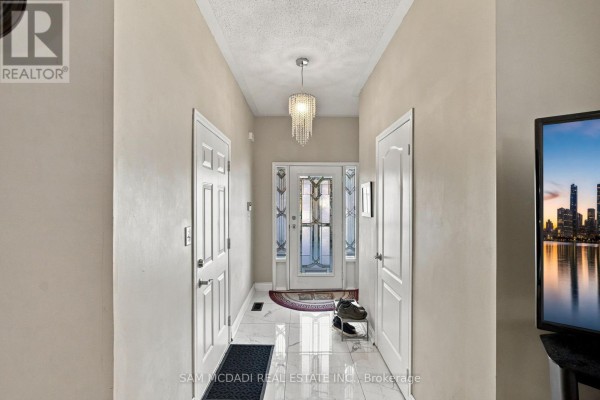 3344 Southwick Street, Mississauga, ON L5M7L5 Photo 2