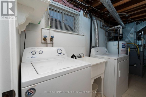 Lower - 343 Ranee Avenue, Toronto, ON M6A1N9 Photo 5