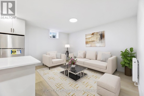 Bedroom - Lower - 35 Braemar Avenue, Toronto, ON M5P2L1 Photo 4