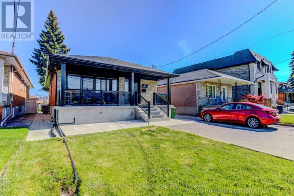 Lower - 37 Bentworth Avenue, Toronto, ON M6A1P1 Photo 2