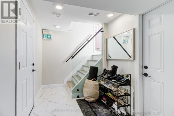 Lower - 37 Bentworth Avenue, Toronto, ON M6A1P1 Photo 4
