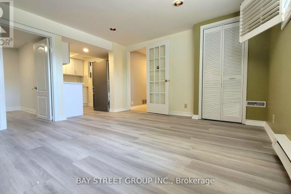 Lower - 37 Sir Bodwin Place, Markham, ON L3P2X7 Photo 5