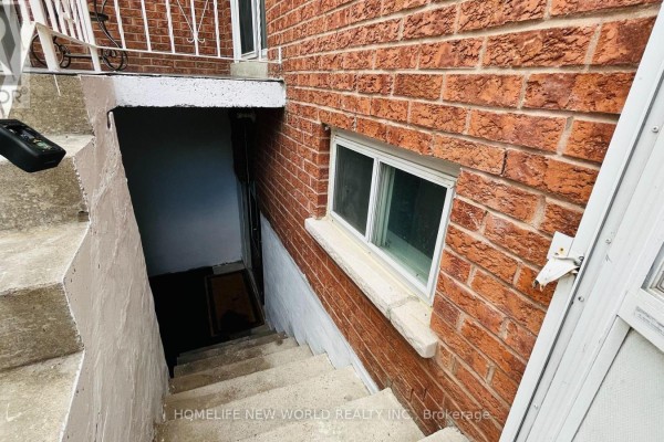 Lower - 38 Weldrick Road W, Richmond Hill, ON, photo 3