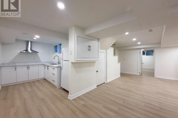 Lower - 40 Rippleton Road, Toronto, ON M3B1H6 Photo 2