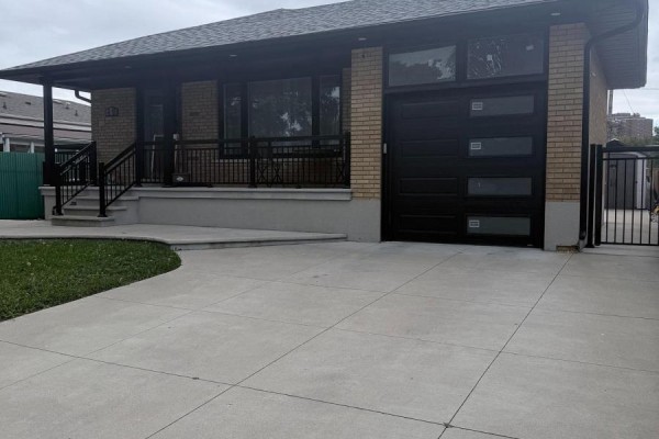 Residential for rent at Lower - 40 Summerfield Crescent, Toronto, ON - MLS® 8kfhcD