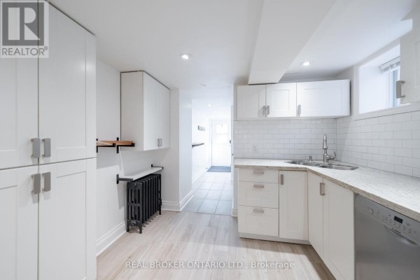 Lower - 419 Ossington Avenue, Toronto, ON M6J3A6 Photo 5