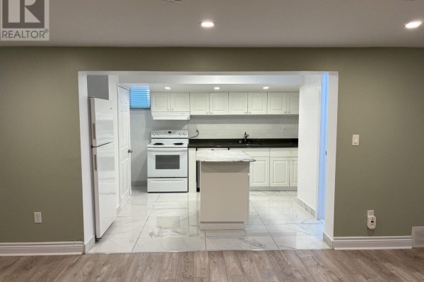 Lower - 44 Valencourt Drive, Welland, ON L3C1M8 Photo 4