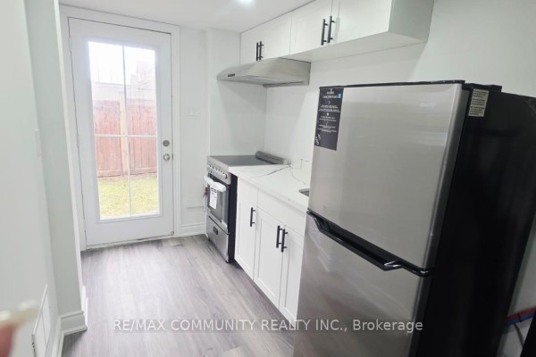 Primary Bedroom - Lower - 50 Rockman Crescent, Brampton, ON L7A4B4 Photo 2