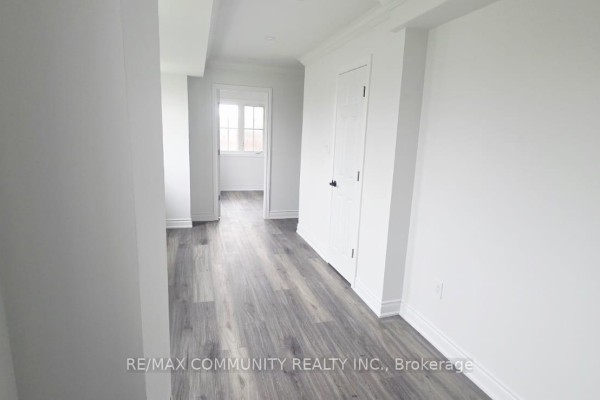 Lower - 50 Rockman Crescent, Brampton, ON L7A4B4 Photo 4