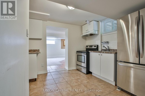 Laundry room - Lower - 50 Wichey Road, Toronto, ON M1C2H9 Photo 3