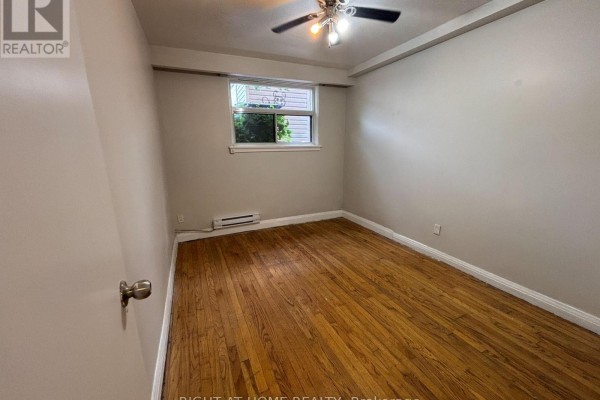 Lower - 513 Oakwood Avenue, Toronto, ON M6E2W9 Photo 5