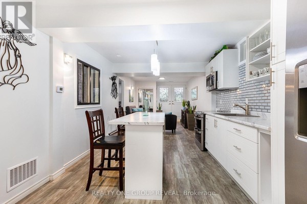 Lower - 524 Simcoe Street S, Oshawa, ON, photo 3