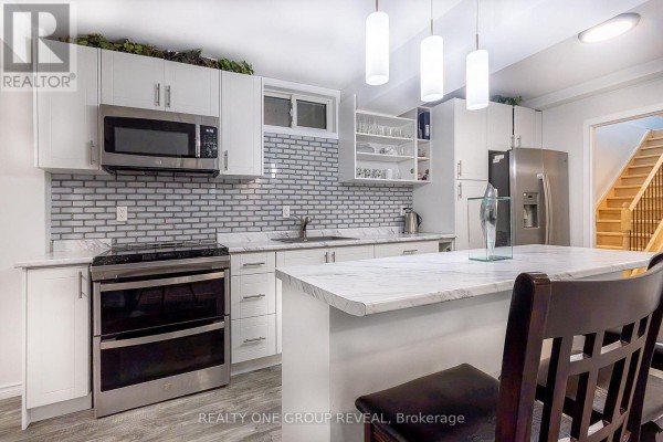 Primary Bedroom - Lower - 524 Simcoe Street S, Oshawa, ON L1H4J8 Photo 4