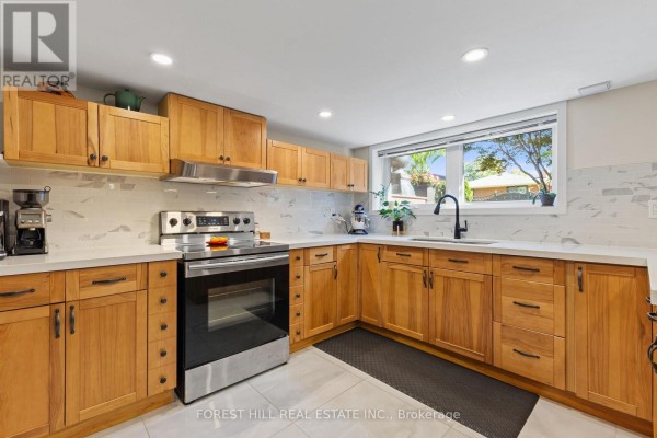 Laundry room - Lower - 53 Meadowbank Road, Toronto, ON M9B5C7 Photo 4
