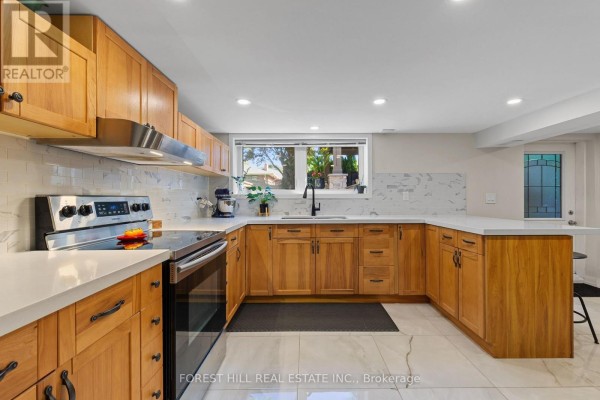 Lower - 53 Meadowbank Road, Toronto, ON M9B5C7 Photo 5