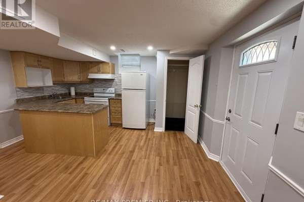 Bedroom - Lower - 54 Castlepoint Drive, Vaughan, ON L4H1B8 Photo 4