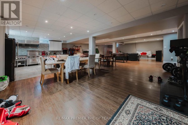Kitchen - Lower - 56 Park Ridge Drive, Vaughan, ON L0J1C0 Photo 4