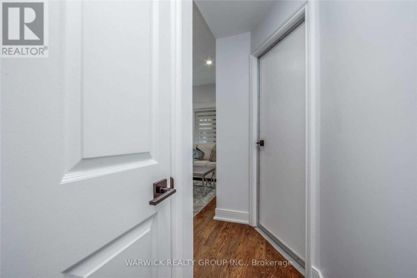 Bathroom - Lower - 57 Bertmount Avenue, Toronto, ON M4M2X8 Photo 4