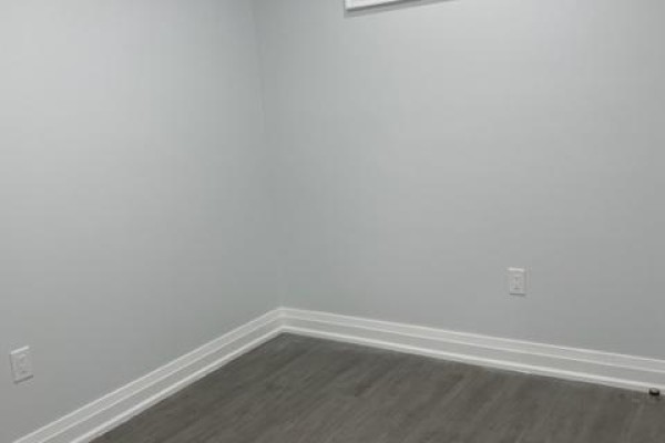Lower - 57 Phillip Avenue, Toronto, ON M1N3R1 Photo 4