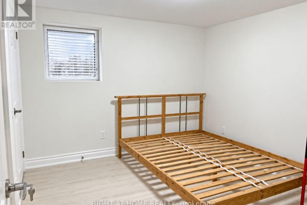 Bedroom 4 - Lower - 59 Marblemount Crescent, Toronto, ON M1T2H5 Photo 5