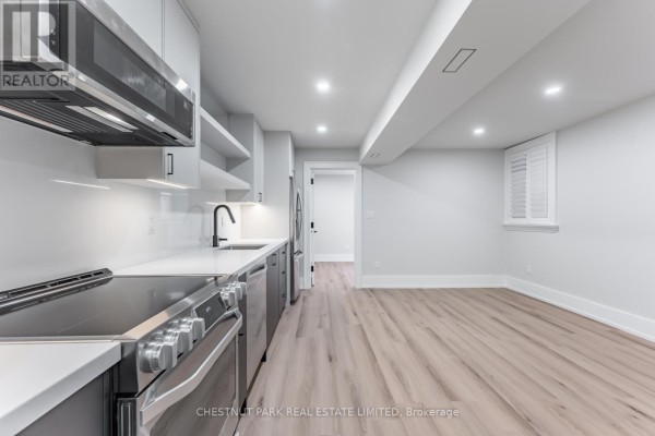 Lower - 594 Concord Avenue, Toronto, ON M6H2R1 Photo 5