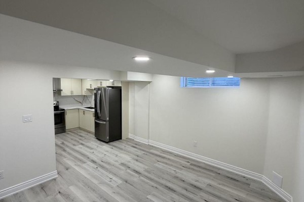 Lower - 6 Country Ridge Court, Brampton, ON L6P3S2 Photo 2