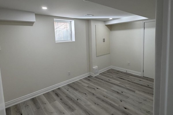 Lower - 6 Country Ridge Court, Brampton, ON L6P3S2 Photo 3