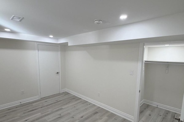 Lower - 6 Country Ridge Court, Brampton, ON L6P3S2 Photo 4