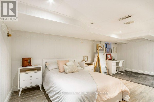 Lower - 603 Saint Clarens Avenue, Toronto, ON, photo 3