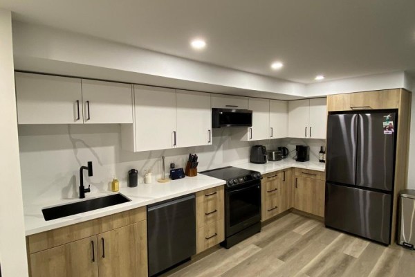Lower - 618 Clare Avenue, Welland, ON L3C3C1 Photo 5
