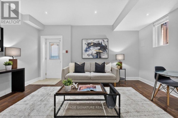 Lower - 61b Bexhill Avenue, Toronto, ON, photo 2