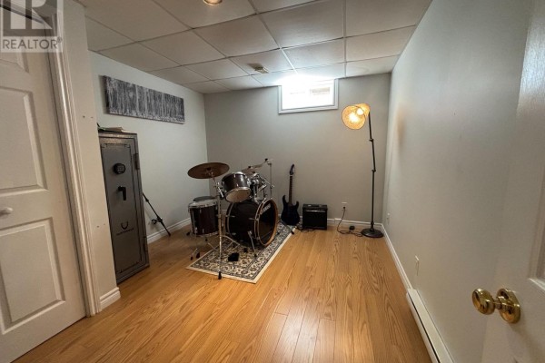 Kitchen - #lower - 640 Pinewood Drive, Peterborough, ON K9K1L2 Photo 4