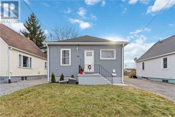 Lower - 65 Almond Street, Welland