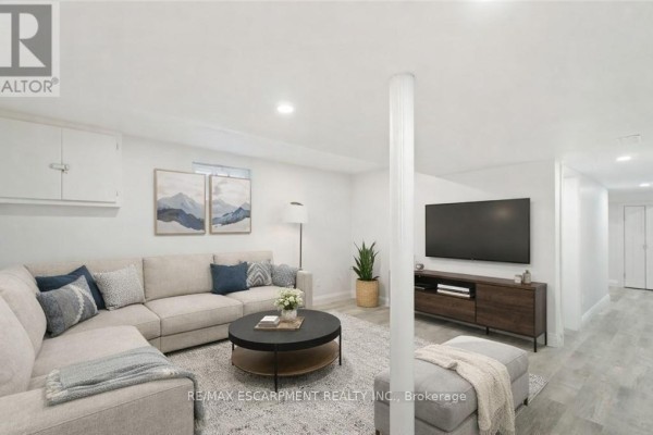Lower - 65 Almond Street, Welland, ON, photo 3