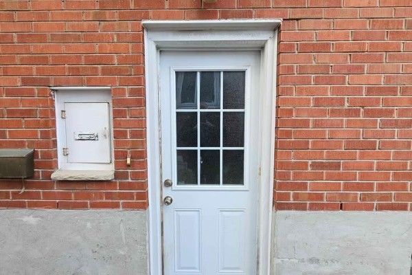 Lower - 707 Hortop Street, Oshawa, ON L1G4N7 Photo 3