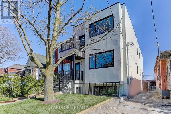 Kitchen - Lower - 71 Livingstone Avenue, Toronto, ON M6E2L7 Photo 3