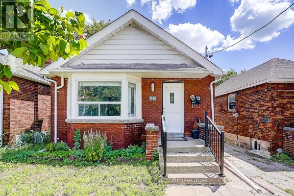 Kitchen - Lower - 79 O'connor Drive, Toronto, ON M4K2K4 Photo 3