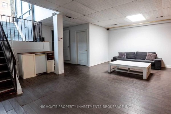 Lower - 835 Bloor Street W, Toronto, ON M6G1M1 Photo 2