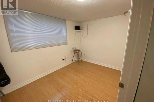 Lower - 857 Westlock Road, Mississauga, ON L5C1K7 Photo 4