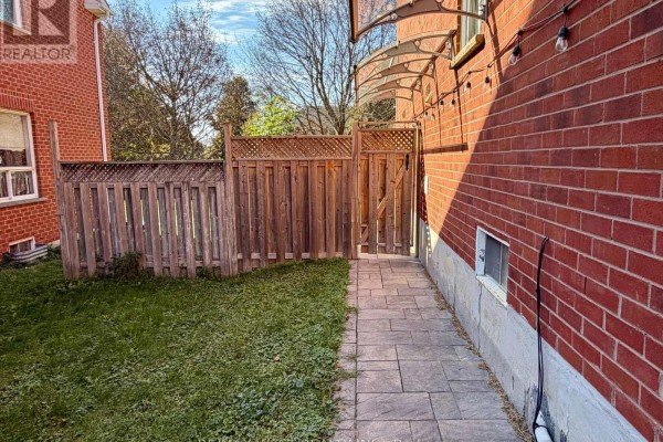Lower - 858 Cassie Road, Newmarket, ON L3X1S3 Photo 5