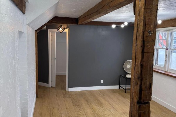 Lower 2 - 233 Ellerslie Avenue, Toronto, ON, photo 2
