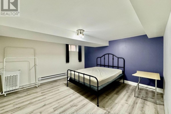 Office - Lower Apartment - 1196 Avenue Road, Toronto, ON M5N2G1 Photo 4