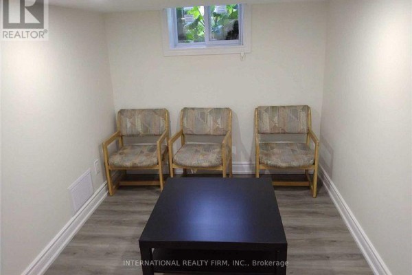 Living room - Lower B2 - 5 Aylesford Drive, Toronto, ON M1N1L6 Photo 3
