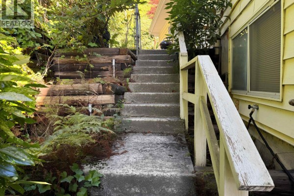 Lower Floor-1560 Vinson Creek, West Vancouver, BC, photo 2