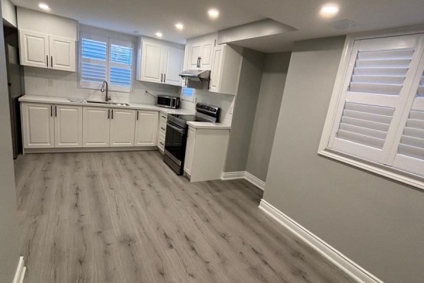 Living room - Lower Level - 1526 Zilio Terrace, Milton, ON L9E2H8 Photo 5