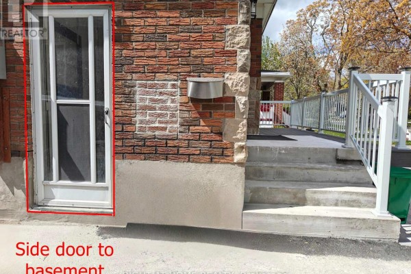Lower Level - 92 Cadillac Avenue S, Oshawa, ON, photo 2