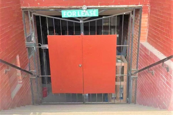 Lower Level Basement - 584 Dundas Street W, Toronto, ON M5T1H5 Photo 2